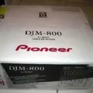 Selling Pioneer DJM 800 at 550Euro, Pioneer CDJ 2000 at 700Euro
