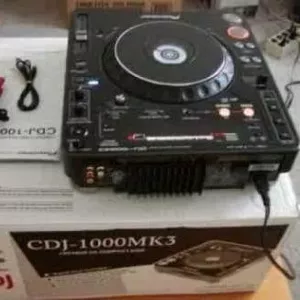 2x PIONEER CDJ-1000MK3 & 1x DJM-800 MIXER DJ PACKAGE